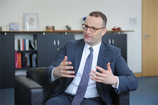 德國(guó)聯(lián)邦衛(wèi)生部長(zhǎng)暢談關(guān)于本國(guó)醫(yī)生與應(yīng)用程序關(guān)系(二) 德國(guó)聯(lián)邦衛(wèi)生部長(zhǎng)暢談關(guān)于本國(guó)醫(yī)生與應(yīng)用程序關(guān)系(二)