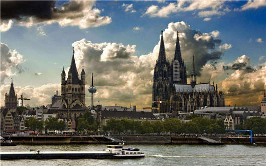 <a style='color:#268bd1;cursor:pointer;' href='/kelong.html'>德國科隆</a>奇怪的政客聲明:我們不能犯錯誤啦! 德國科隆奇怪的政客聲明:我們不能犯錯誤啦!