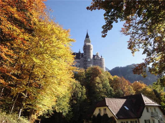 移民德國(guó)工作，對(duì)外來(lái)者制定的ESFBAMF計(jì)劃