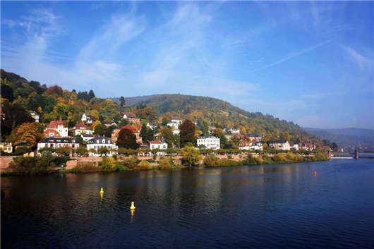 2019年<a style='color:#268bd1;cursor:pointer;' href='/fctz.html'>德國(guó)投資</a>移民大火,究其原因在于政策的優(yōu)化! 2019年德國(guó)投資移民大火,究其原因在于政策的優(yōu)化!