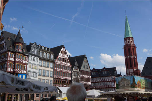 法蘭克福的招牌雖不是美食卻依舊讓你流連忘返 法蘭克福的招牌雖不是美食卻依舊讓你流連忘返