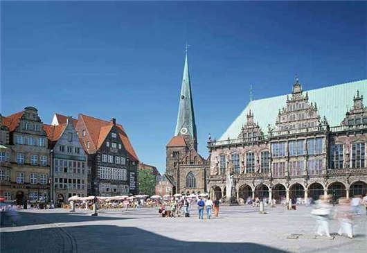 火花老板對科隆狂歡節的入場感到憤怒 火花老板對科隆狂歡節的入場感到憤怒