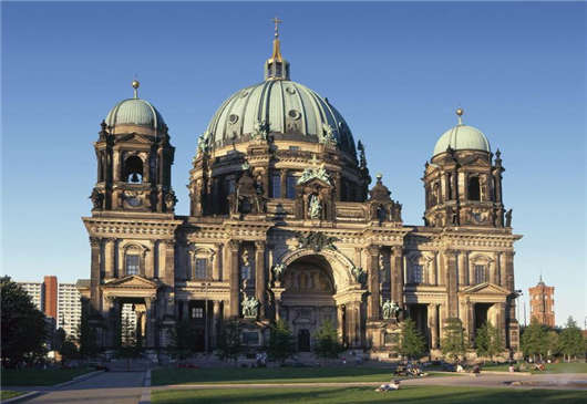 德國大學于學生獎學金 德國大學于學生獎學金