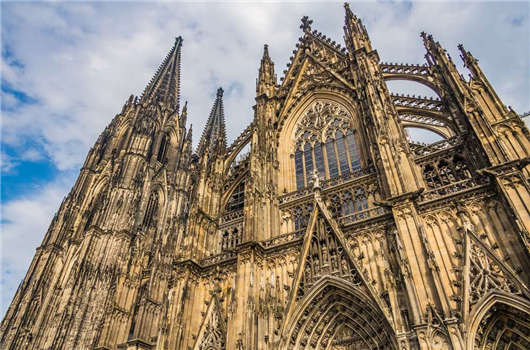 德國(guó)居留證之外國(guó)家庭成員的配偶,父母和子女 德國(guó)居留證之外國(guó)家庭成員的配偶,父母和子女