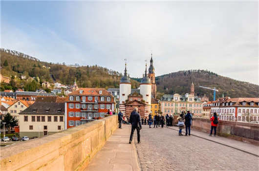 留學(xué)的德語(yǔ)水平,您是否達(dá)標(biāo)了? 留學(xué)的德語(yǔ)水平,您是否達(dá)標(biāo)了?