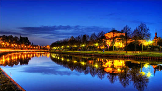 德國經濟的發展衰退?來看看這些行業薪資排行吧! 德國經濟的發展衰退?來看看這些行業薪資排行吧!