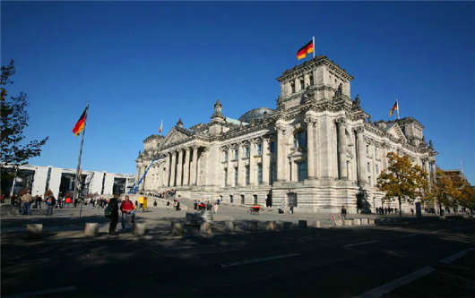 申請德國永居與入籍德國有什么區別？來看看吧